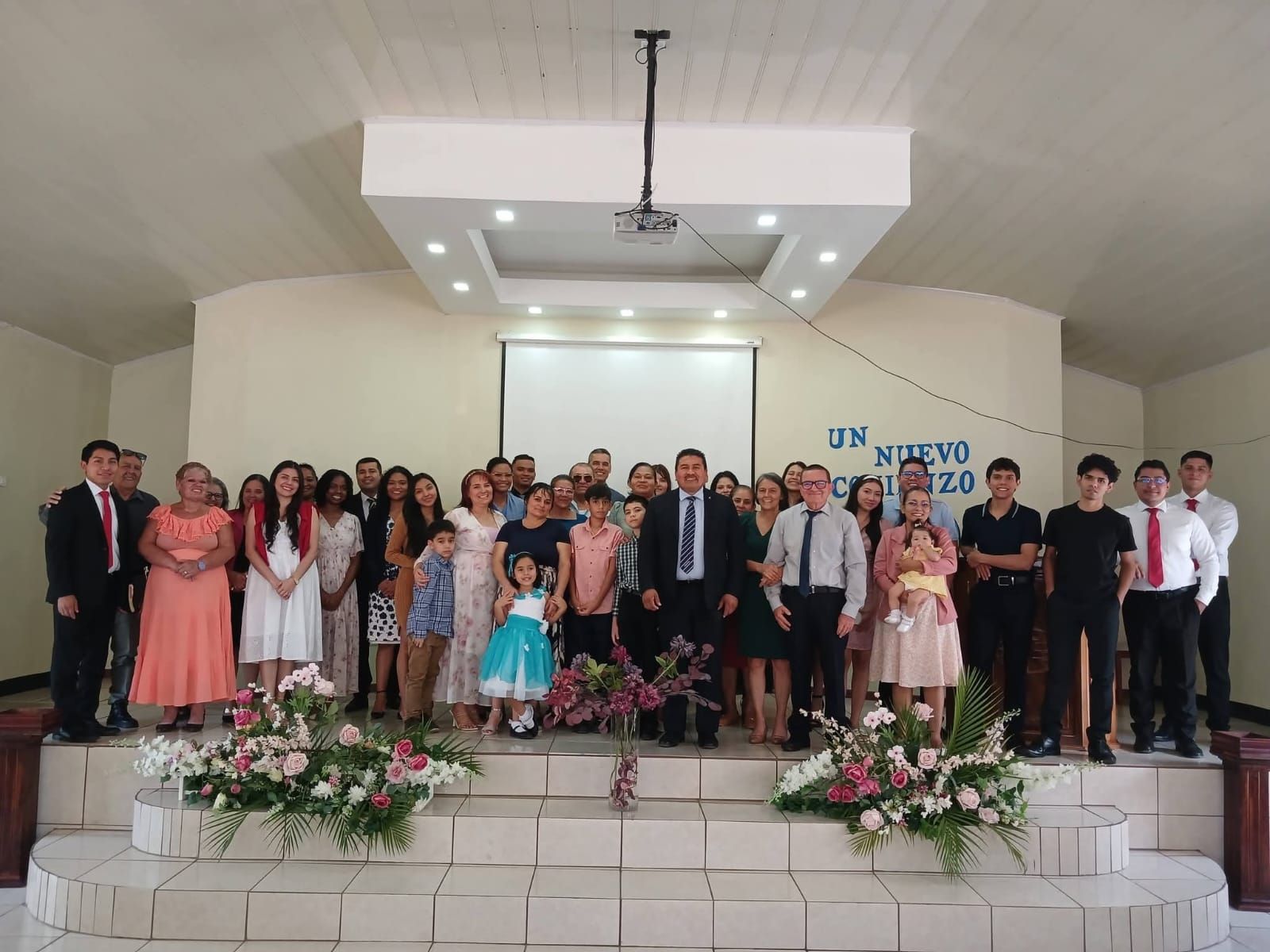 UN NUEVO COMIENZO: Una obra que transforma vidas